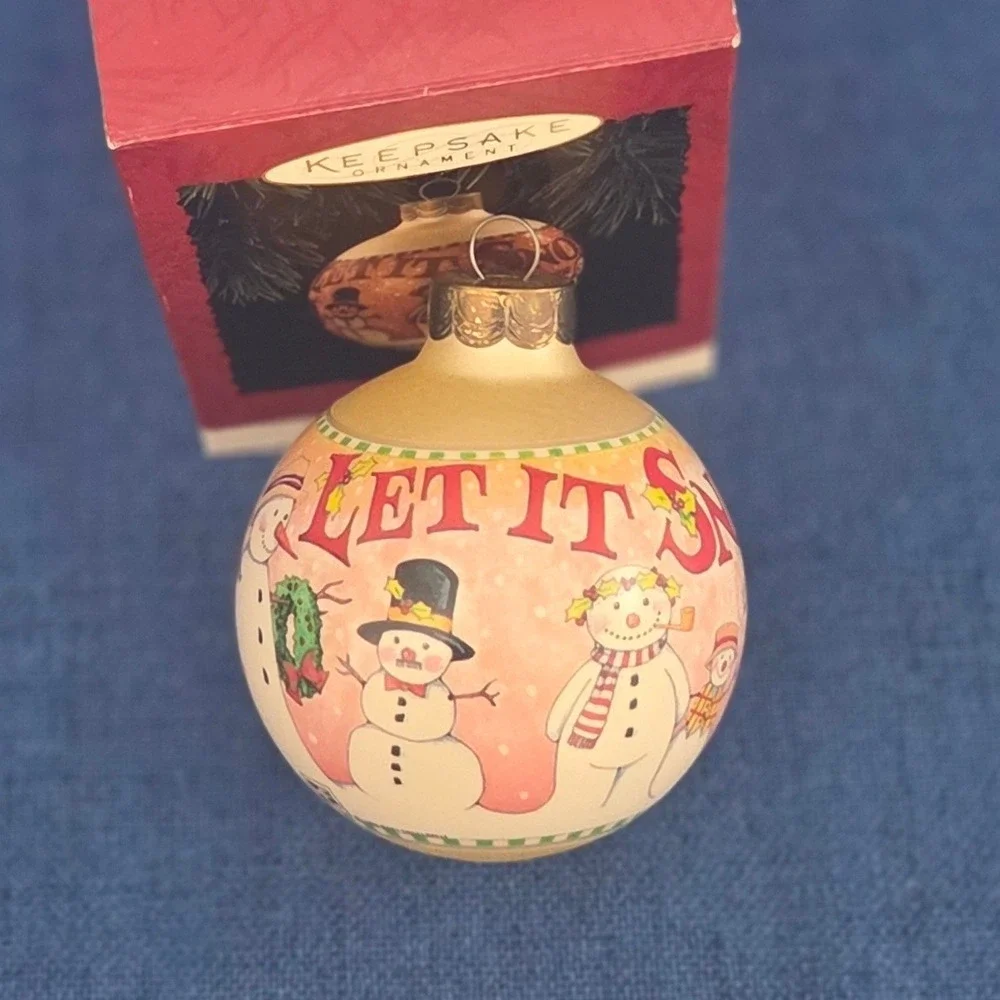 Hallmark Keepsake 1994 Mary Engelbreit Let It Snow Glass Ball Ornament Boxed
